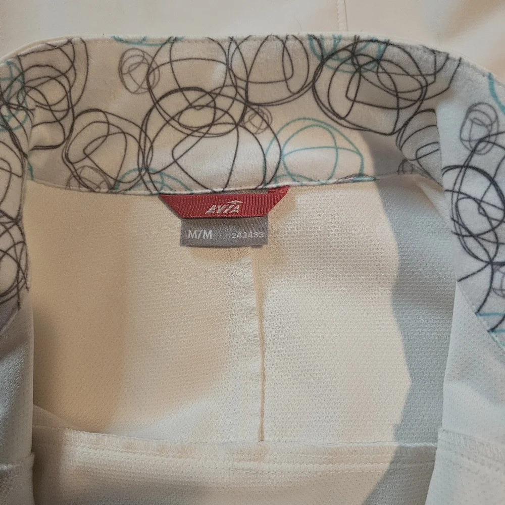 Avia Classic Ivory Performance Shell Jacket - Picture 6 of 7